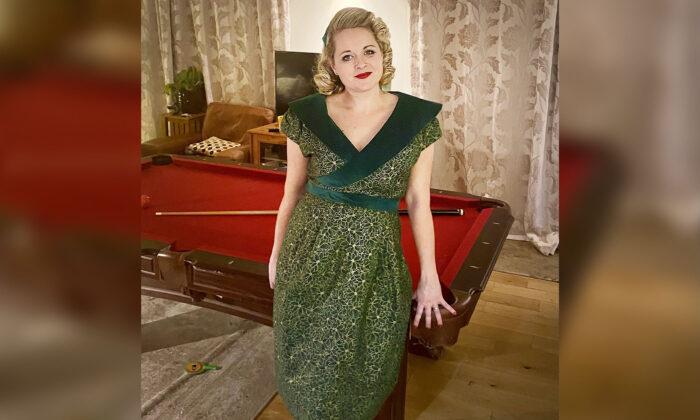 Mom Makes Her Own Glam ‘50s Wardrobe From Charity Shop Curtains, Bedsheets, and Duvets