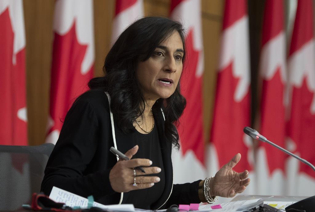 Canada Negotiating Contracts to Secure COVID-19 Booster Shots for Next Year: Anand