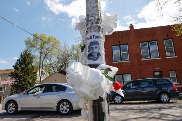 A small memorial is seen where 13-year-old Adam Toledo was shot and killed by a Chicago Police officer in the Little Village neighborhood in Chicago, Illinois, on April 15, 2021. (Kamil Krzaczynski/Getty Images)