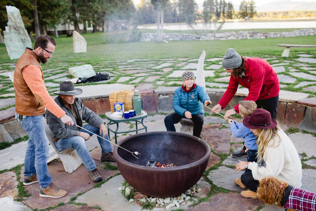 Enjoying the fire pit, s'mores, and family time at Dancing Spirit Ranch. (Courtesy of Dancing Spirit Ranch)