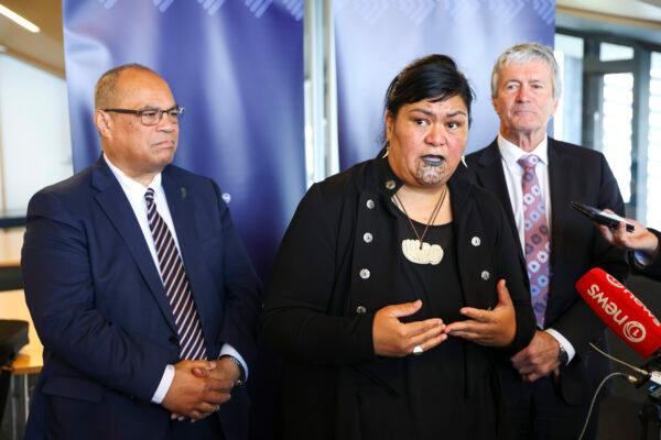 Minister of Foreign Affairs Nanaia Mahuta speaks to the media while standing with Associate Minister of Foreign Affairs Aupito Sio (L) and Minister for Trade and Export Growth Damien O'Connor, in Wellington, New Zealand, on Dec. 1, 2020 (Hagen Hopkins/Getty Images)