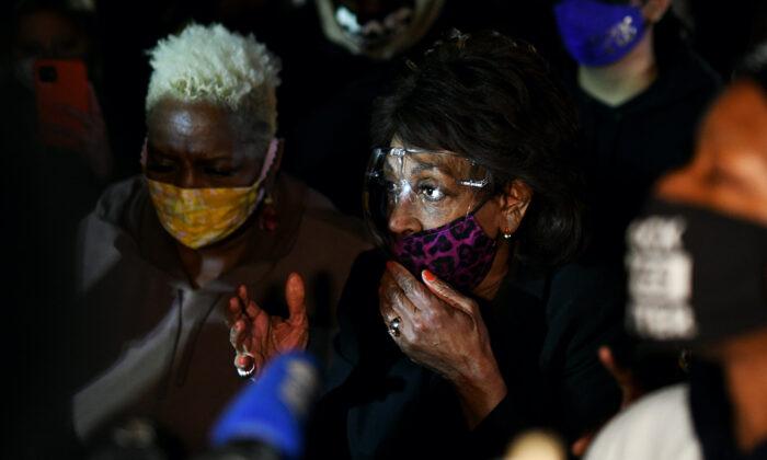 House Votes Down Resolution Condemning Maxine Waters’s Remarks on Chauvin Trial