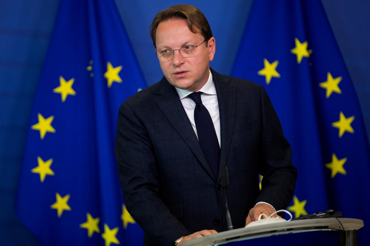 EU to Funnel COVID-19 Vaccines to Balkans After China, Russia Shipments