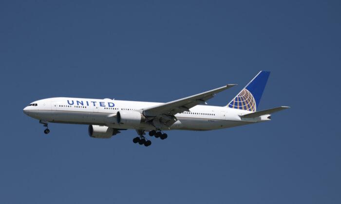 United Airlines CEO ‘Prepared’ to Require Passenger Vaccinations If Biden Mandates It