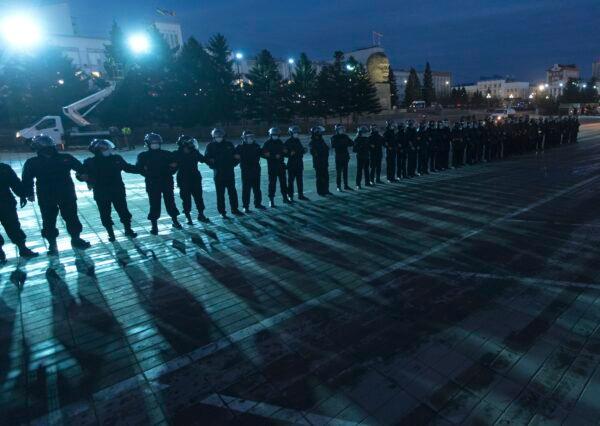 Police block the central square in Ulan-Ude, the regional capital of Buryatia, a region near the Russia-Mongolia border, Russia, on April 21, 2021. (Anna Ogorodnik/AP Photo)
