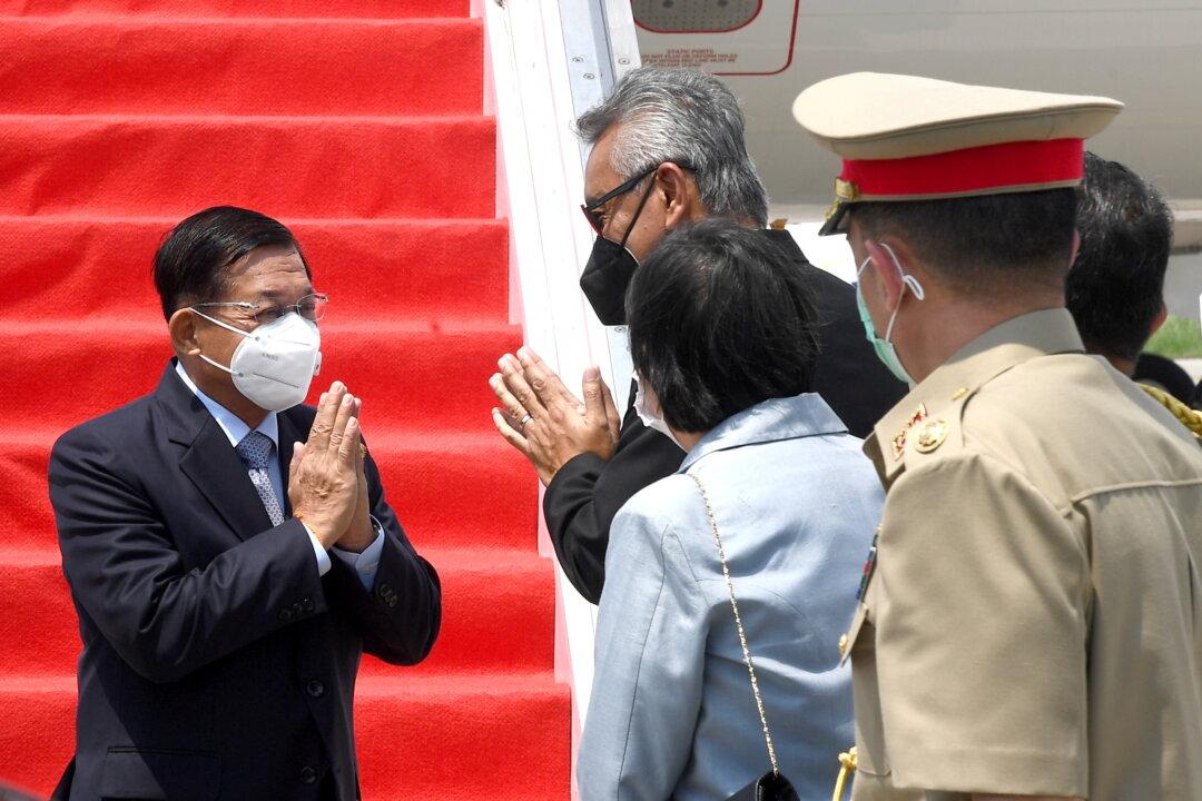 Southeast Asian Leaders Discuss Burma Crisis With Junta Chief