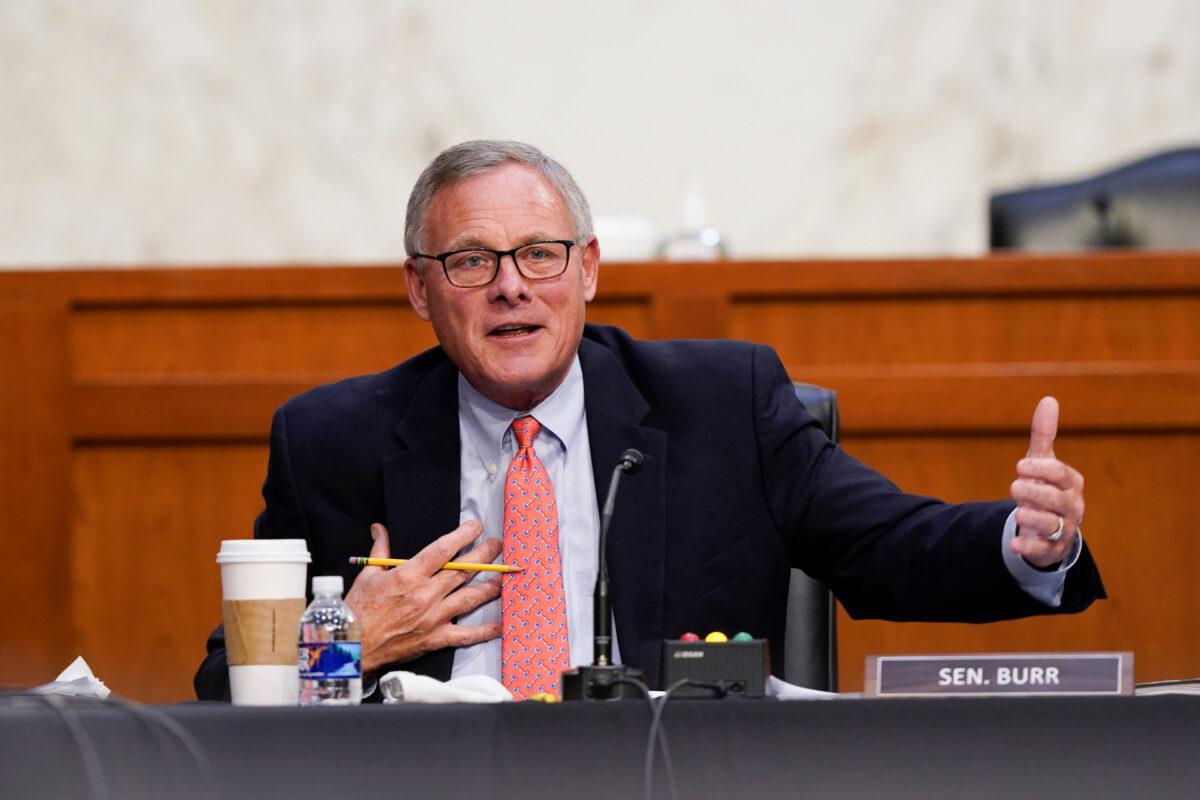 Sen. Richard Burr (R-N.C.) speaks during a Senate Health, Education, Labor and Pensions Committee hearing on the federal coronavirus response in Washington on March 18, 2021. (Susan Walsh-Pool/Getty Images)