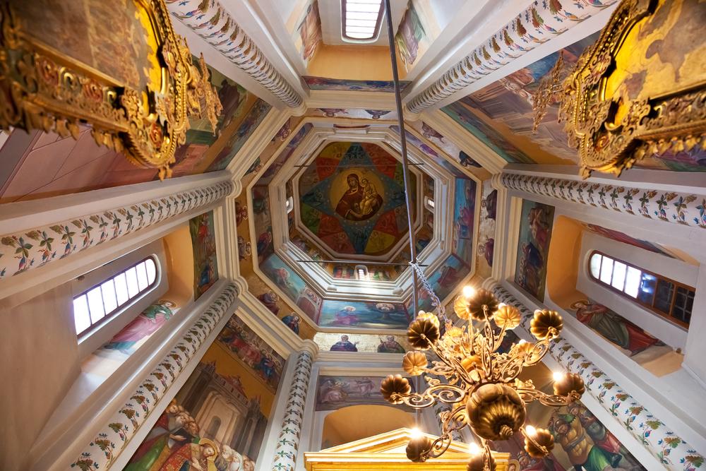 The octagonal ceiling in one of the chapels. (Alexander Tolstykh/Shutterstock)