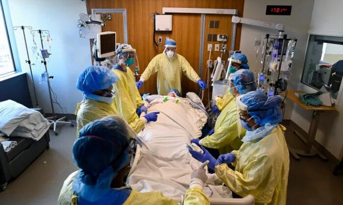 Military, Civilian Health Workers Heading to Hot Zones in Ontario, Nova Scotia
