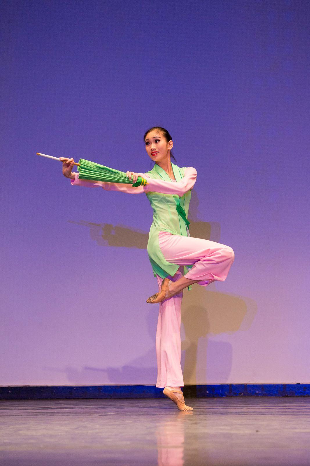 <br/>Michelle Lian won the Junior Division Gold Award in the 2016 NTD International Classical Chinese Dance Competition. (Larry Dye)