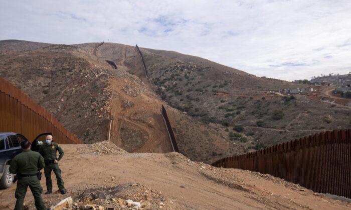 Arizona AG Seeks Injunction to Invalidate Biden Admin’s Termination of Border Wall Construction