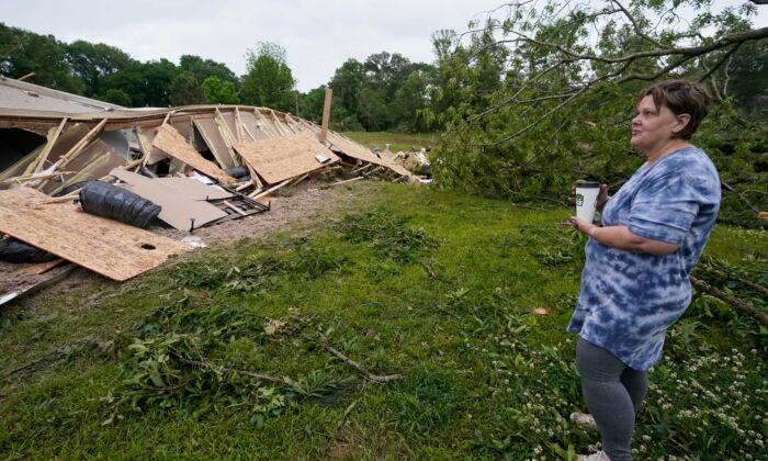 Storms Spawn Tornadoes in Mississippi, Kill 2 in Georgia