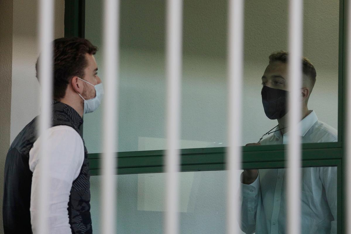 Italian Court Hands 2 US Tourists Life Sentences for Murdering Police Officer as Teens