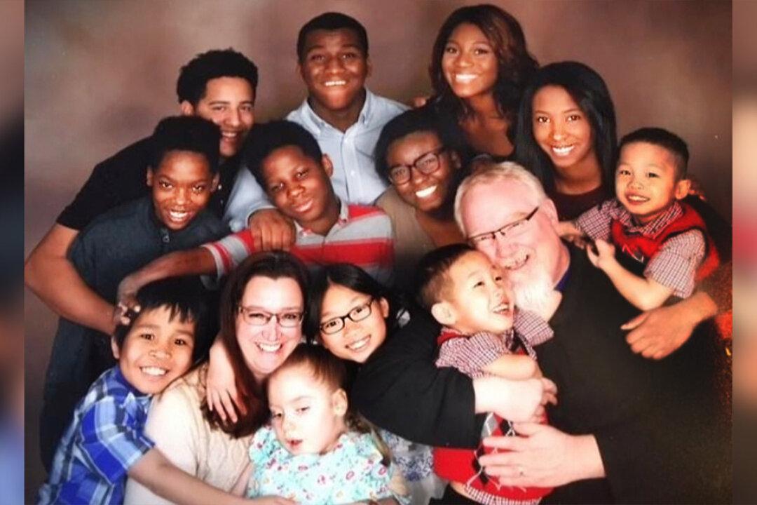 Couple Who Love Being Parents Adopt 13 Kids, Say There’s Still Room for More