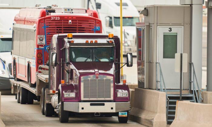 Montana Offers Free COVID-19 Vaccines to Canadian Truck Drivers