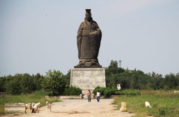 A statue of China's first emperor, Qin Shi Huang, in Binzhou, Shandong Province. (AFP via Getty Images)