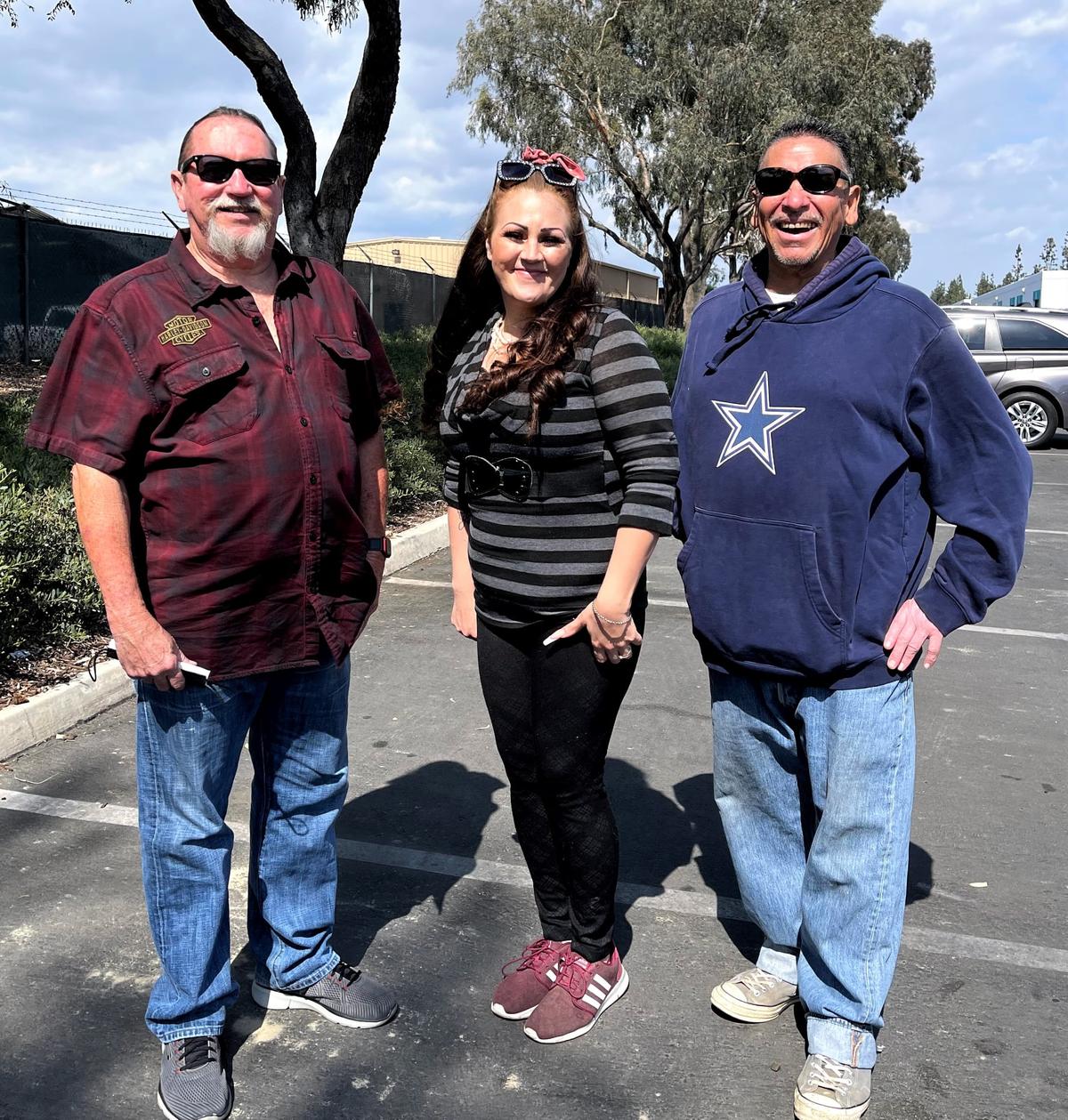 Jessica Hicks with Glenn Purbaugh (L) and Isaac Oliva (R) at the spot where she was once abandoned. (Courtesy of <a href="https://www.facebook.com/IrwindalePolice/">Irwindale Police Department</a>)