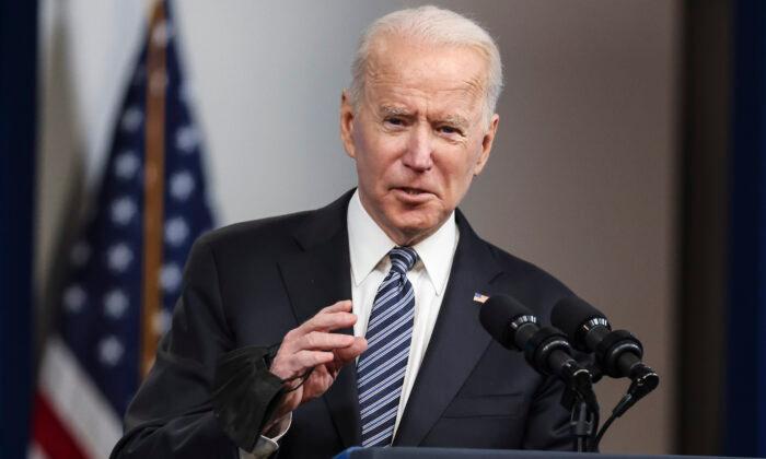 Biden Tells Americans Not to Panic, Says Fuel ‘Beginning to Flow’ Amid Pipeline Crisis