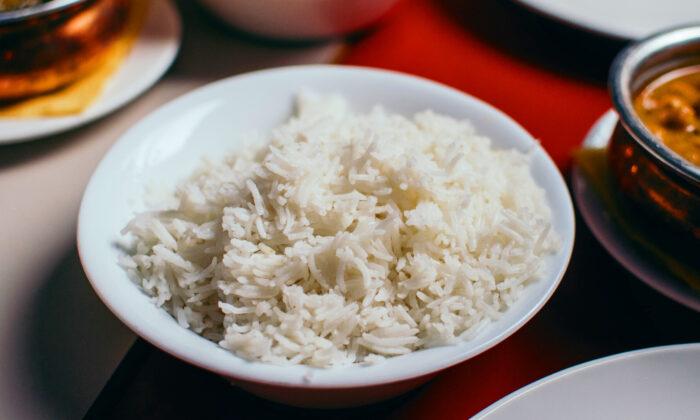 Microplastic Warning: Experts Recommend Washing Rice to Avoid Eating Plastic