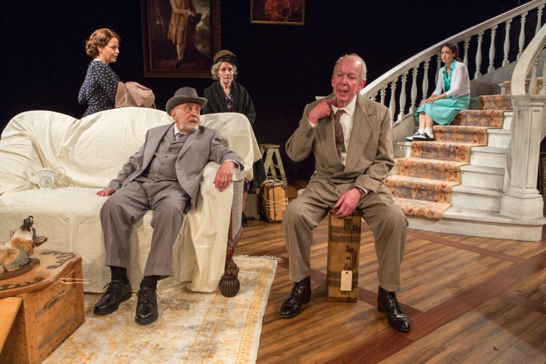 Online-Theater Review of ‘A Picture of Autumn’: Do We Prefer Security or Something New?