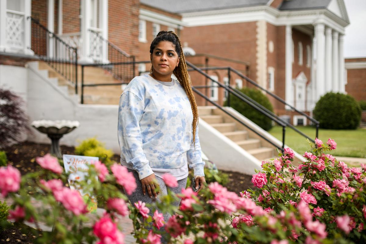 Monique Runge at The McShin Foundation, a nonprofit recovery community organization in Richmond, Va., on May 12, 2021. (Samira Bouaou/The Epoch Times)