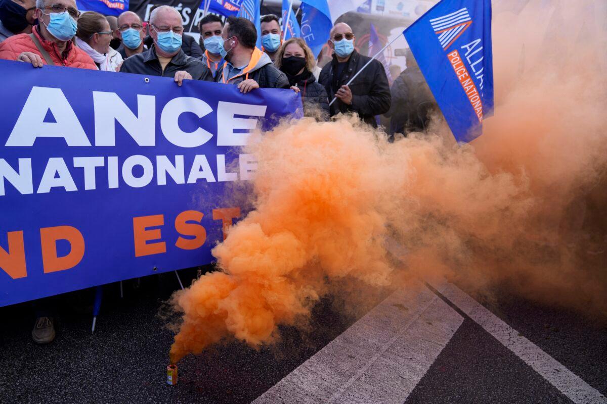 French police officers demonstrate in Paris, on May 19, 2021. (Michel Euler/AP Photo)