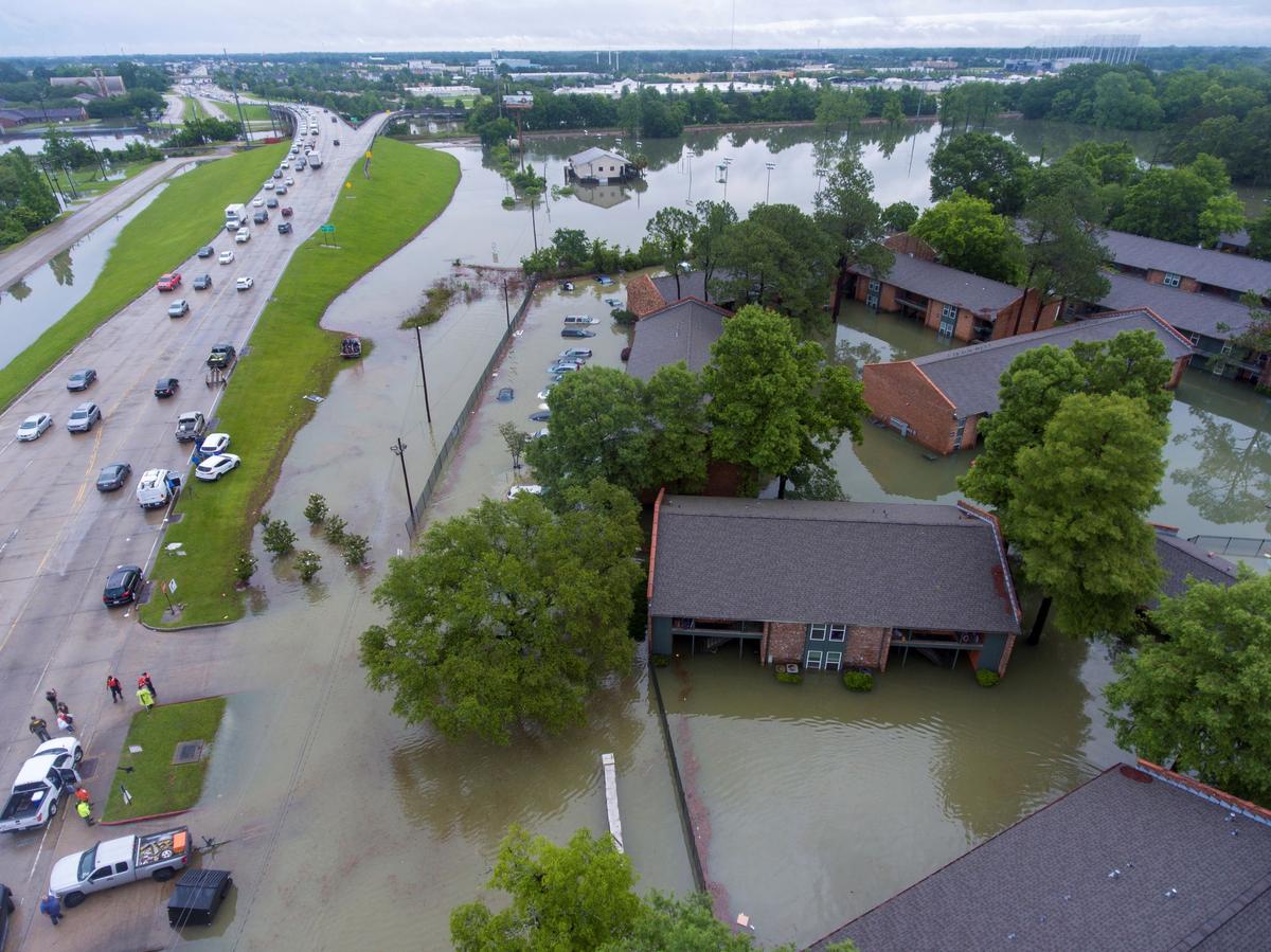 Heavy Rains in Texas, Louisiana Add to Misery in Flood Zones
