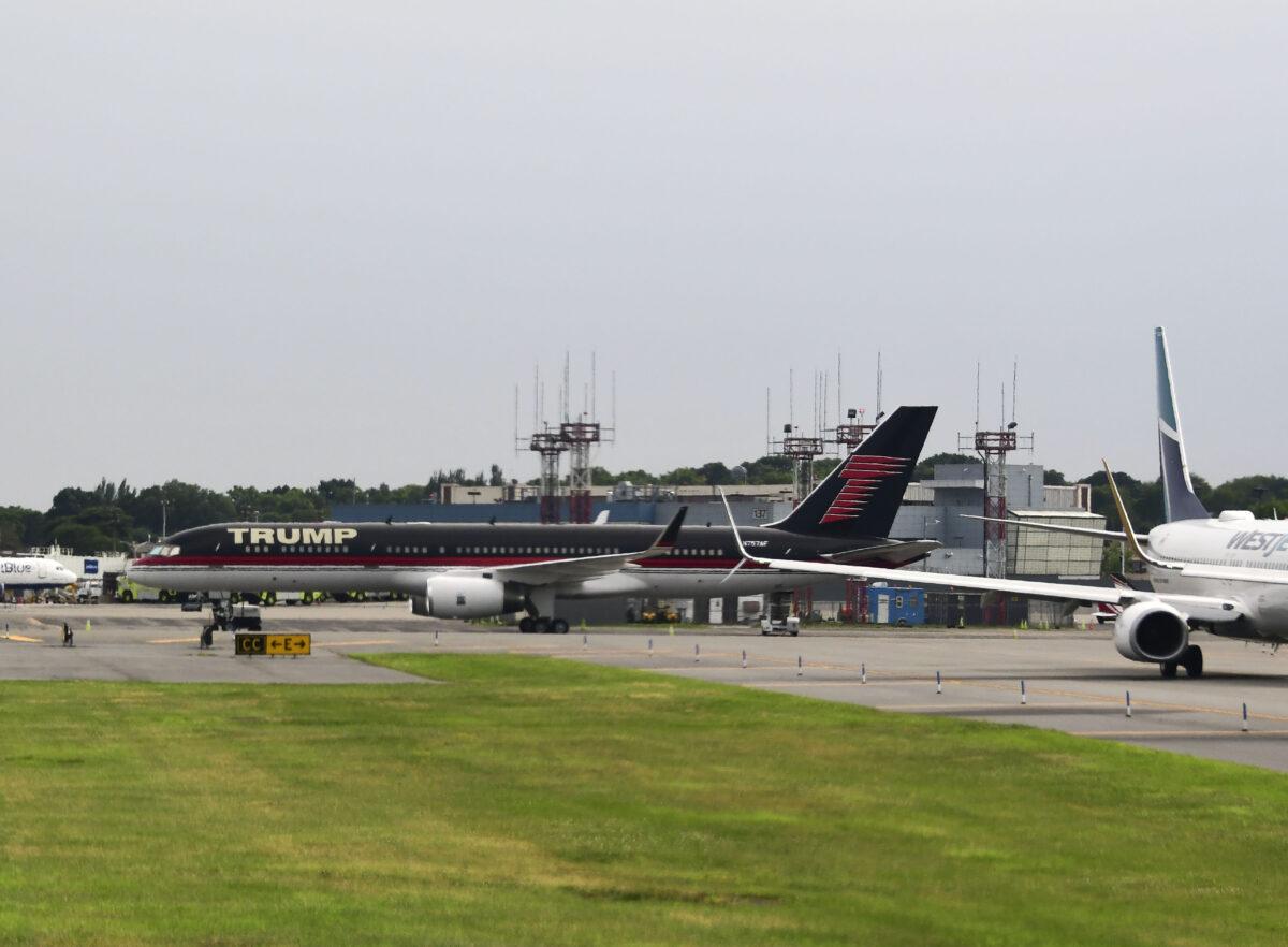 The private jet of President Donald Trump, a Boeing 757, sits on the tarmac at LaGuardia Airport in New York on July 4, 2018. (Eva Hambach/AFP/Getty Images)