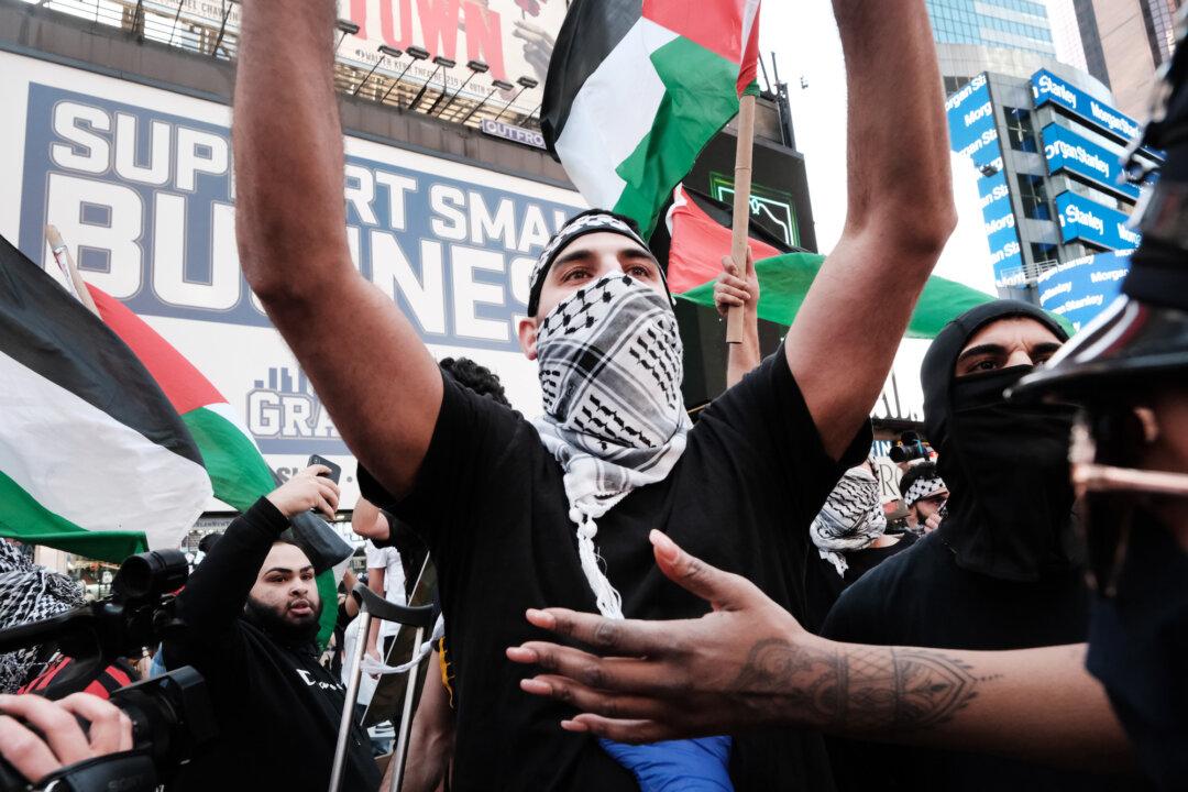 Rutgers University Apologizes to Palestinian Community After Condemning Anti-Semitic Attacks