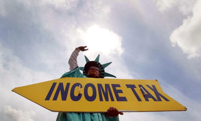 Taxpayers Fleeing Blue States Take $26.8 Billion in Gross Income to Red States