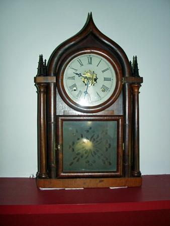 The clock in the room where Stonewall Jackson passed away. (NPS)