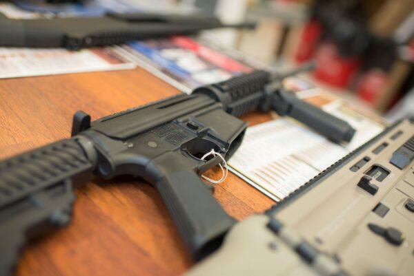  Guns are on display at a gun shop in Roseburg, Ore., on Oct. 2, 2015. (Cengiz Yar Jr./AFP via Getty Images)
