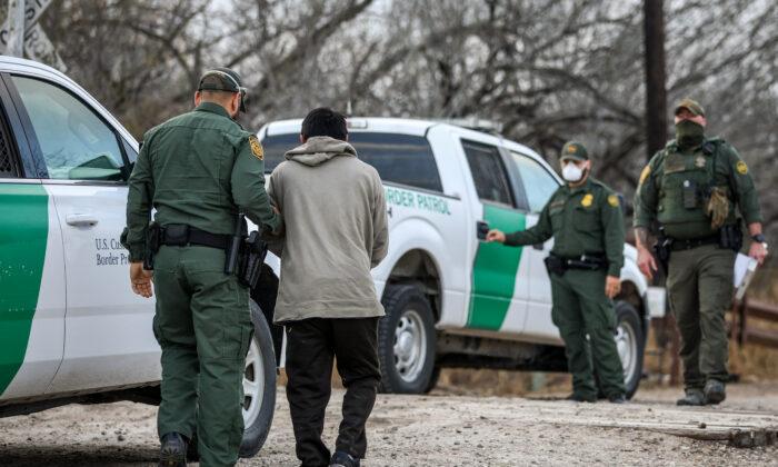 542 Percent Increase in Convicted Sex Offenders Arrested at Border