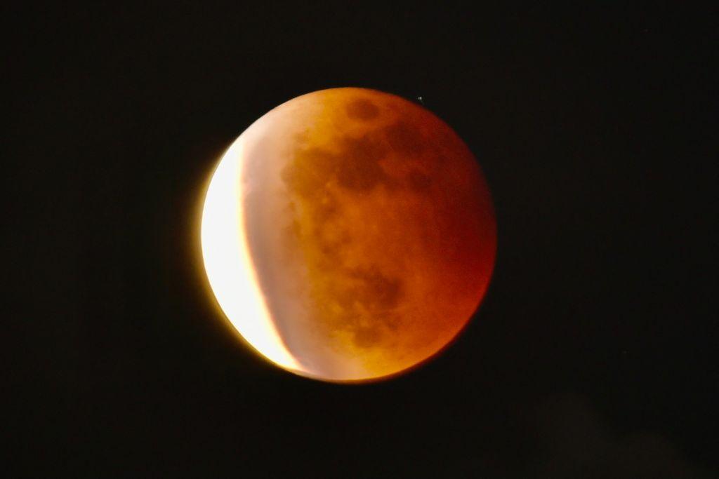 A Super Blood Moon during an eclipse in Taipei, Taiwan, on May 26, 2021. (Sam Yeh/AFP via Getty Images)