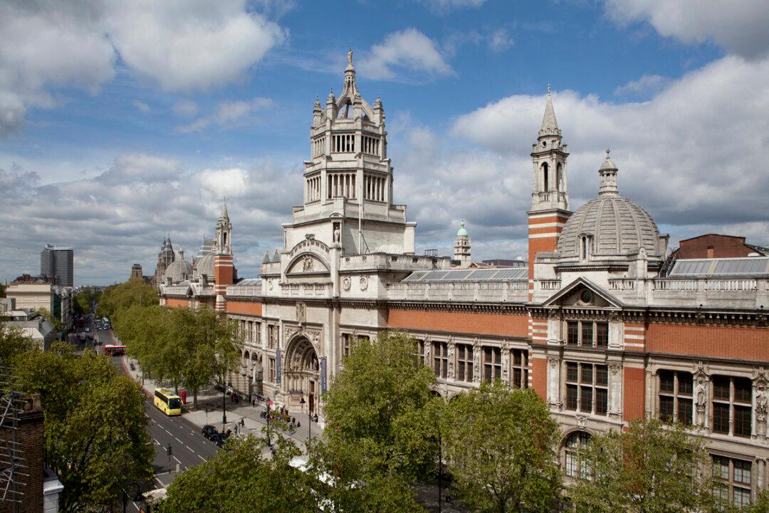 Inspiring World-Class Art and Design: The Victoria and Albert Museum in London