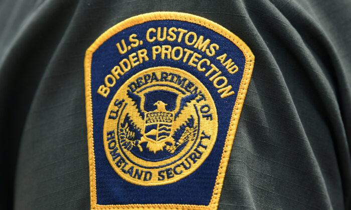 Illegal Immigrant Child Abandoned by Mother Found at Texas Riverbank: CBP