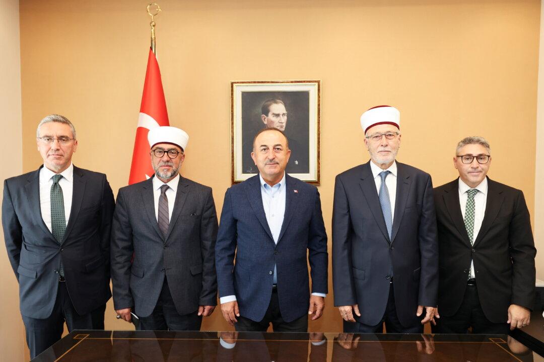 Greece Rejects Turkish Minister’s Comments on Muslim Minority