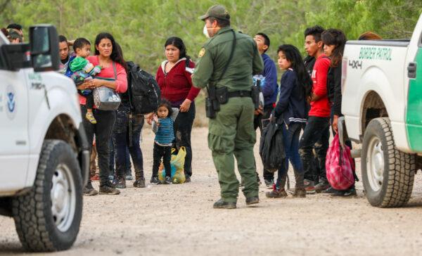 Border Patrol apprehends illegal immigrants at Penitas, Texas, on May 10, 2021. (Charlotte Cuthbertson/The Epoch Times)
