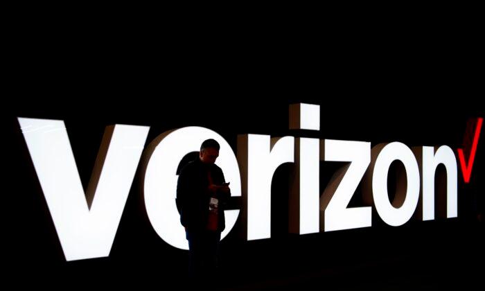 Verizon Is Finally Giving Away iPhones to Win Over 5G Customers