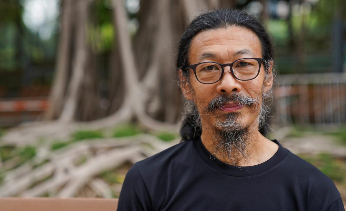 Hong Kong Not Dead Yet, Says Tiananmen Veteran Taking Lone Stand in Park for June 4 Vigil