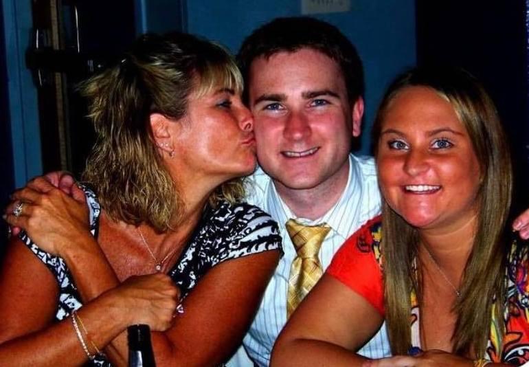 Toni Wilson-Taylor (L) with her late son, Tyler, and daughter, Stephani. (Courtesy of <a href="https://www.facebook.com/toni.wilson.965">Toni Wilson-Taylor</a>)