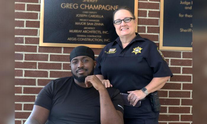 Distraught Man Credits God for Deputy Who ‘Changed His Day’ With Patience, Prayer, and Hug