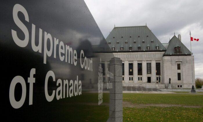 Bilingualism Requirement for Supreme Court Judges Decried as Favouring French
