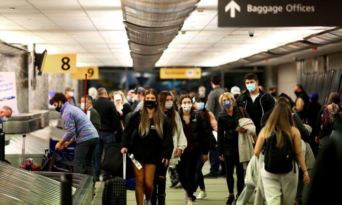 Three Quarters of Unruly Passenger Complaints Stem from Mask Mandate Violations: FAA