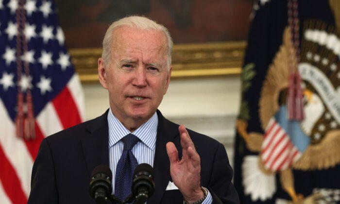 Biden’s July 4 COVID-19 Vaccination Target in Peril as Demand Plunges