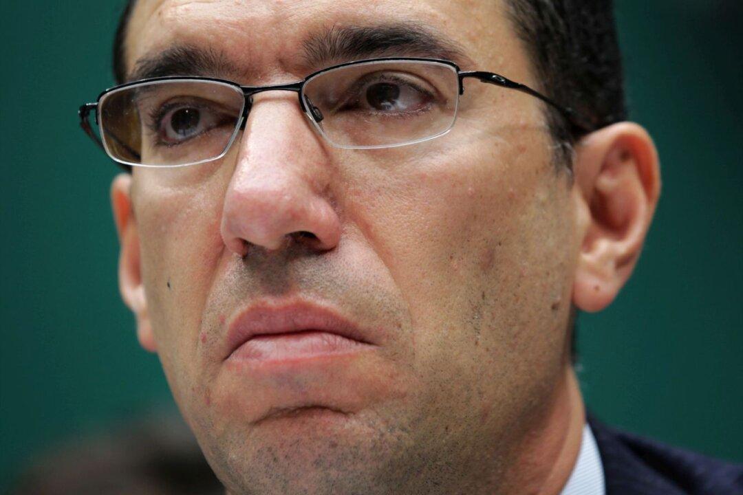 Biden Admin COVID-19 Adviser Steps Down