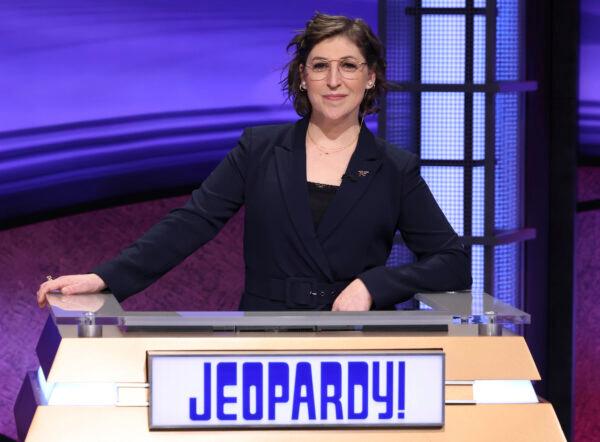 Guest host Mayim Bialik appears on the set of "Jeopardy!" (Carol Kaelson/Jeopardy Productions, Inc. via AP)