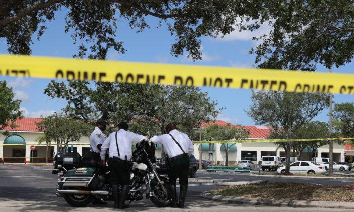 Gunman Kills Grandmother and Child at Florida Publix Supermarket