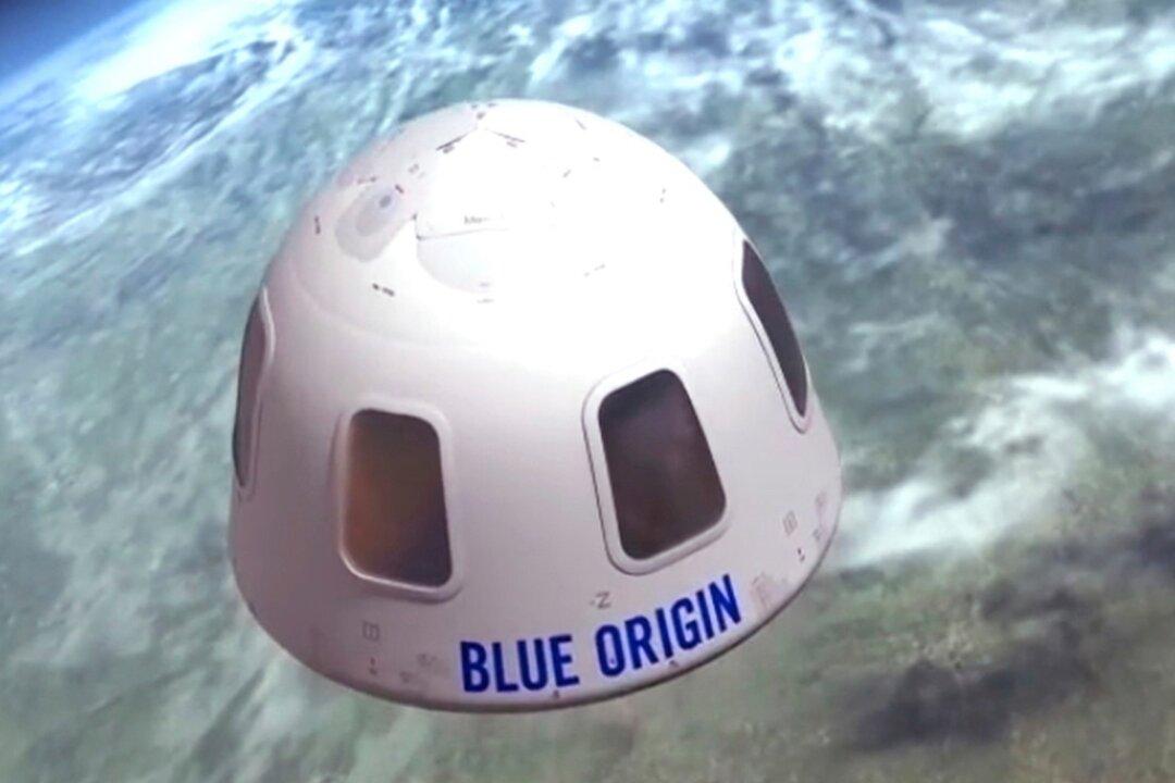 90-Year-Old Actor William Shatner Joins Mission to Space