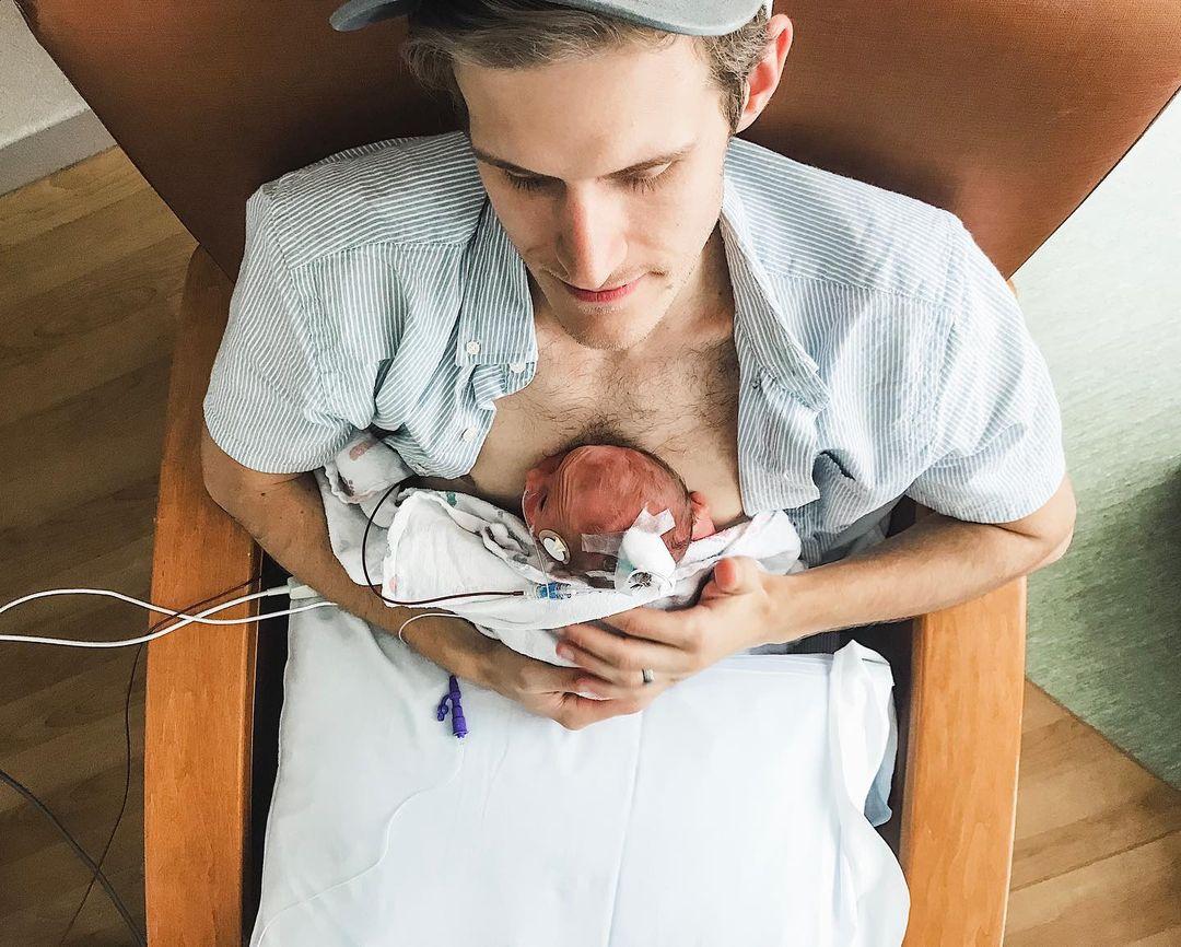 Tessie's husband, Jon, with their baby daughter, Nell. (Courtesy of <a href="https://www.instagram.com/tessieheeter/">Tessie Heeter</a>)